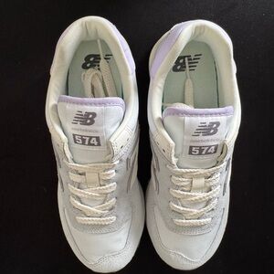 New Balance White Sneakers Suede Mesh Lifestyle